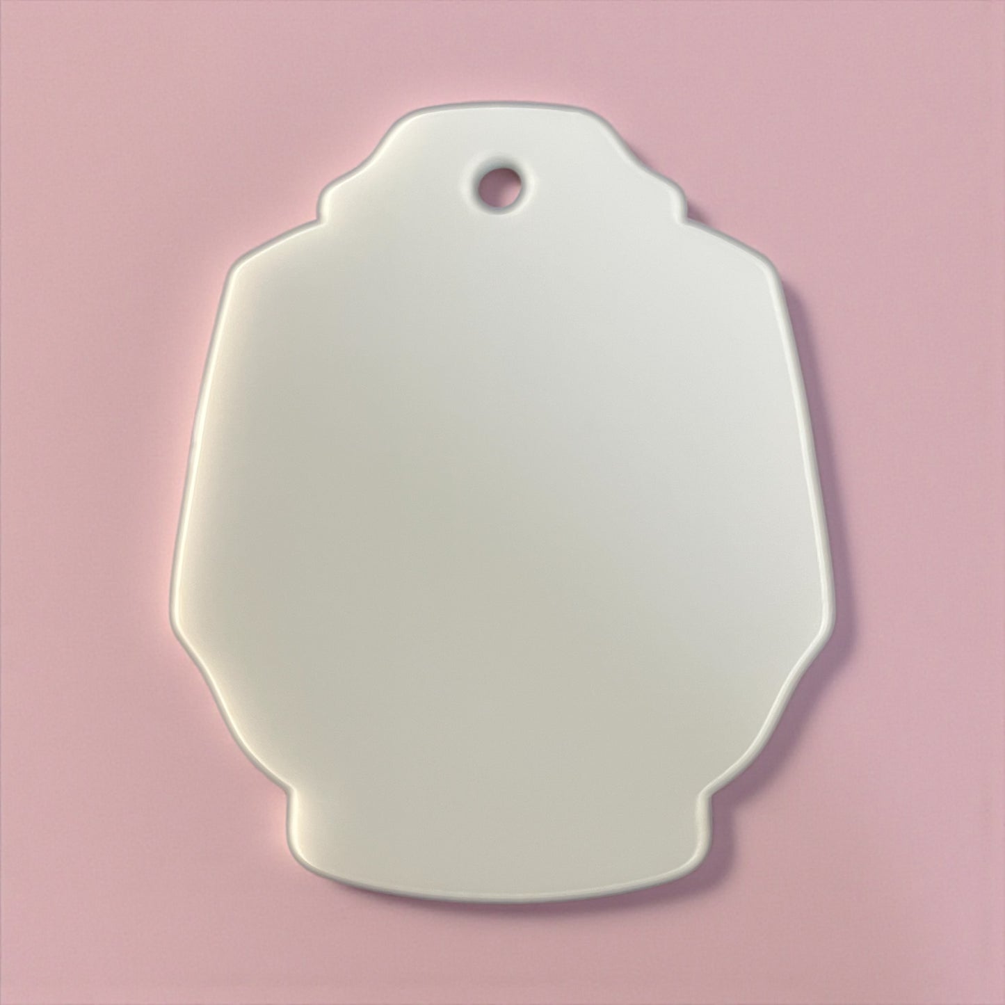 WHITE LEAVER ACRYLIC HOODIE KEYRING