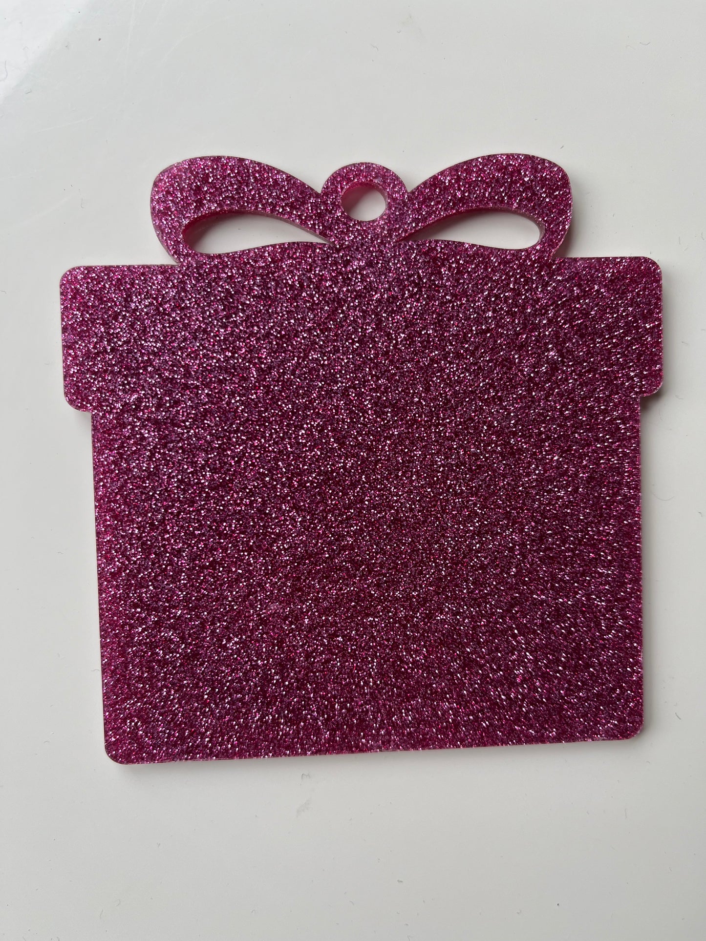 ACRYLIC GLITTER PRESENT / GIFT