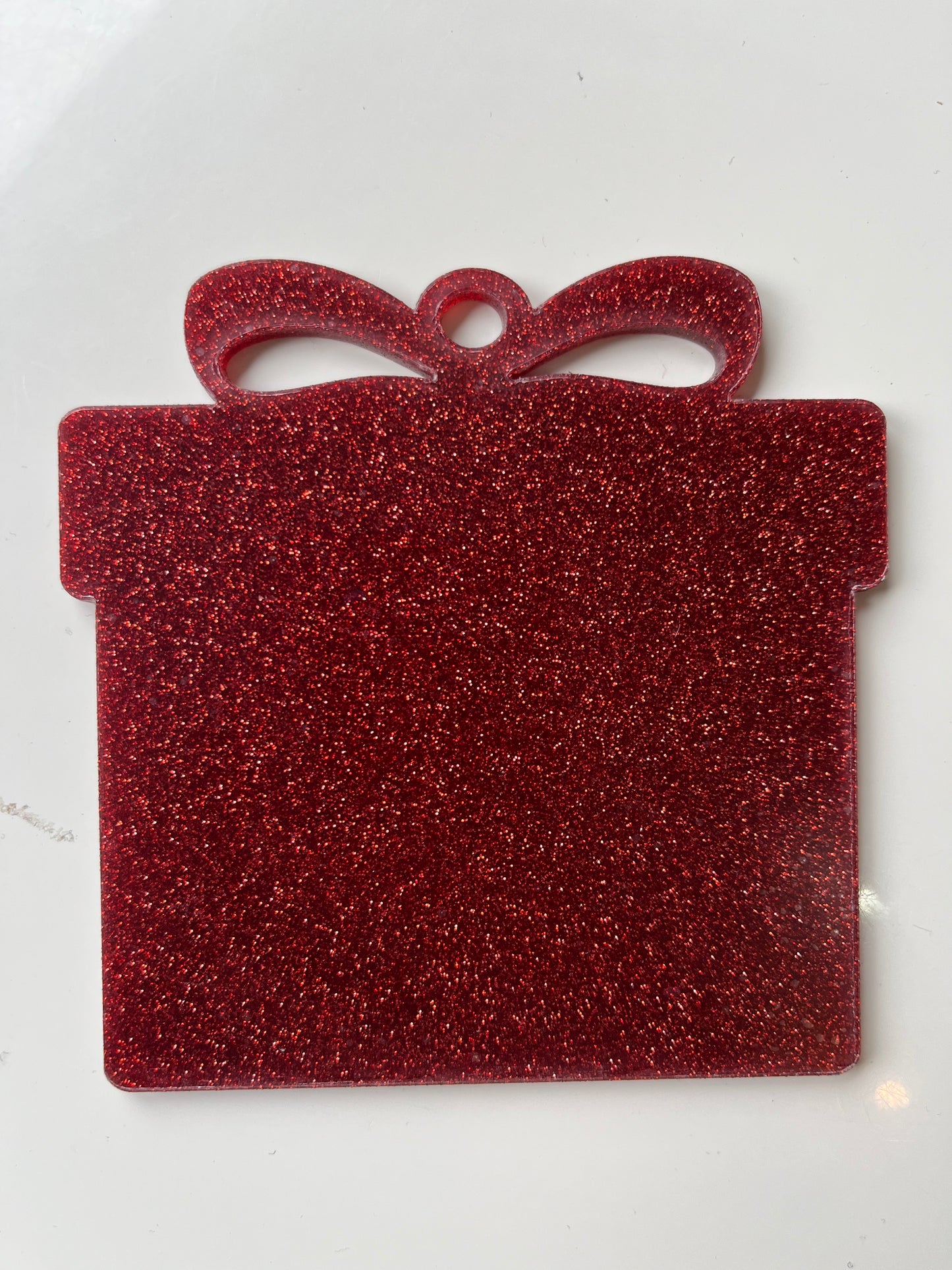 ACRYLIC GLITTER PRESENT / GIFT
