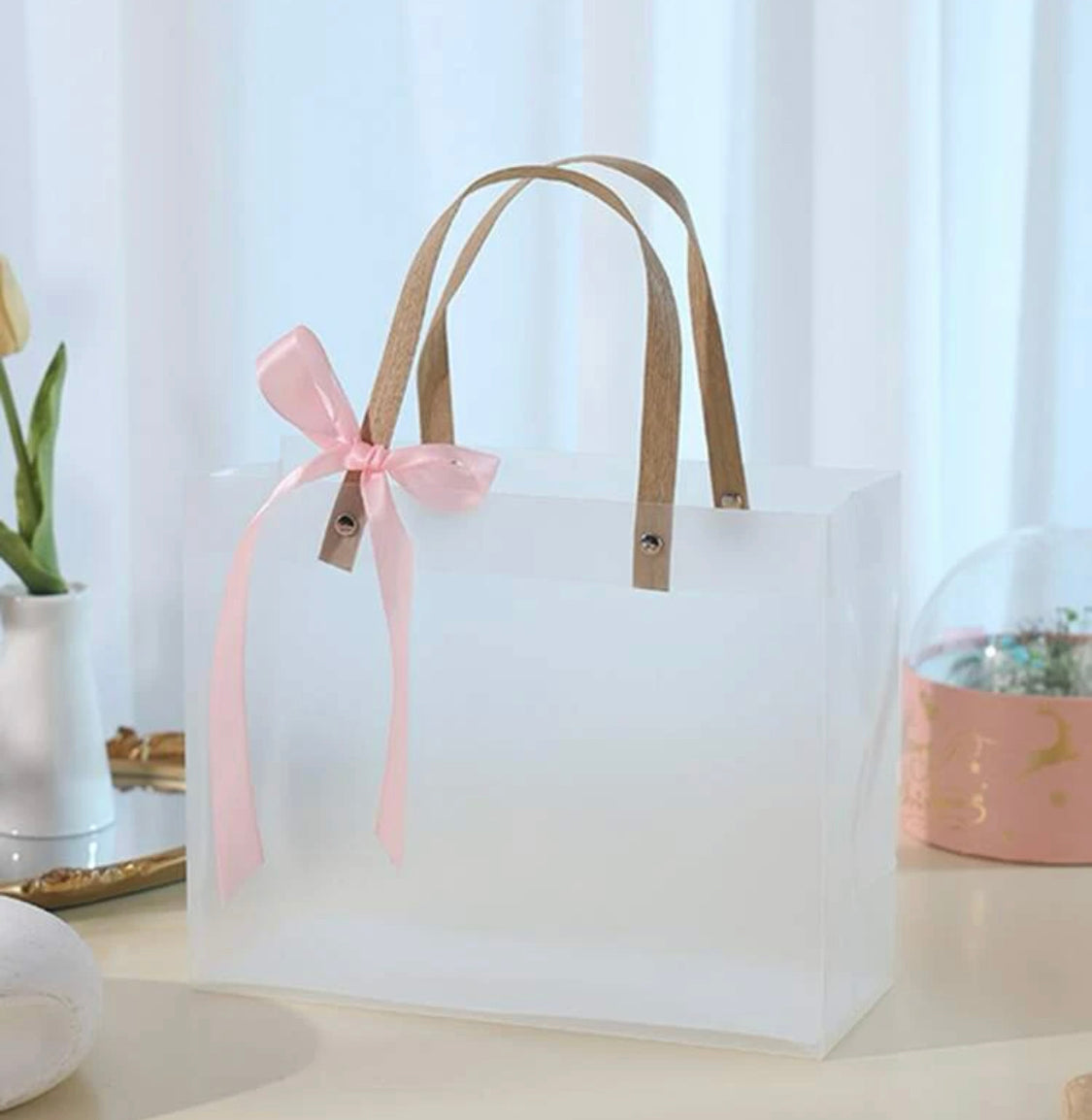 RIBBON BOW CLEAR GIFT BAG