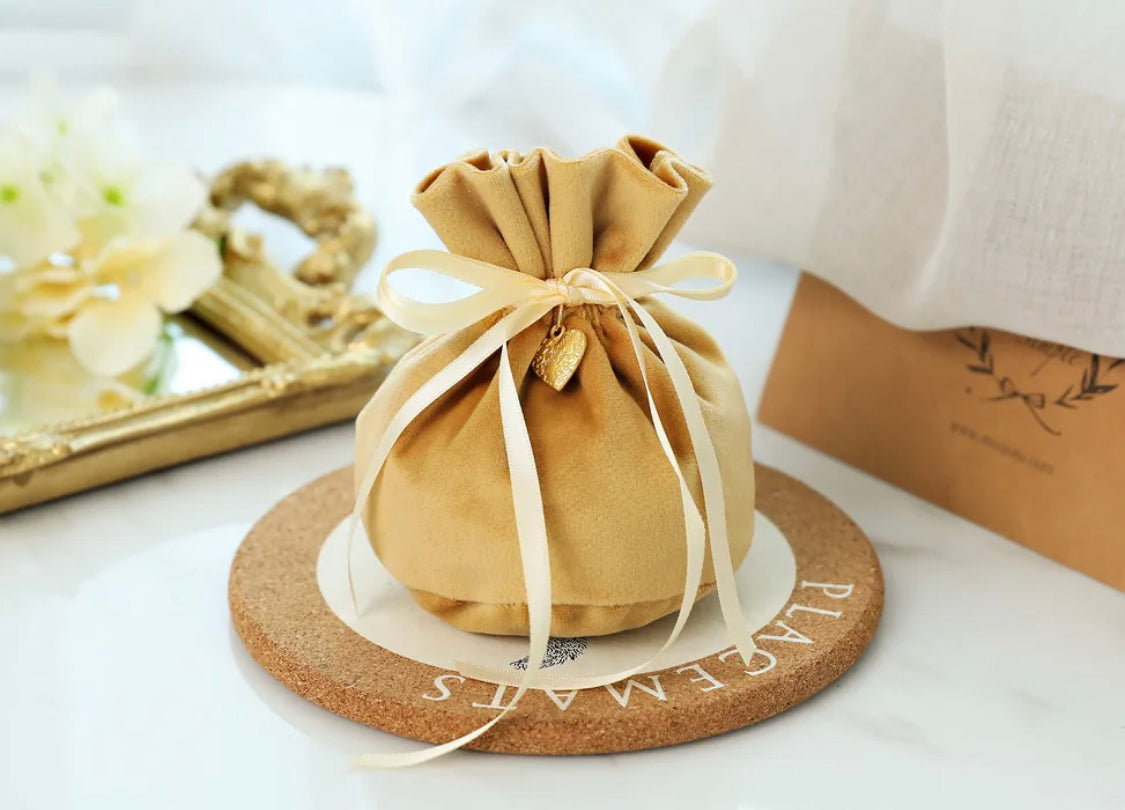 VELVET GIFT BAG