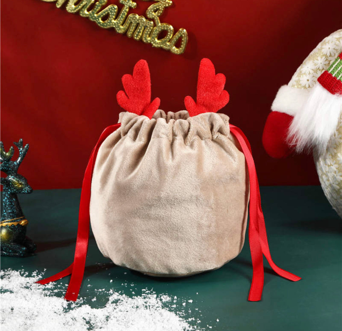VELVET REINDEER ANTLER POUCH / BAGS