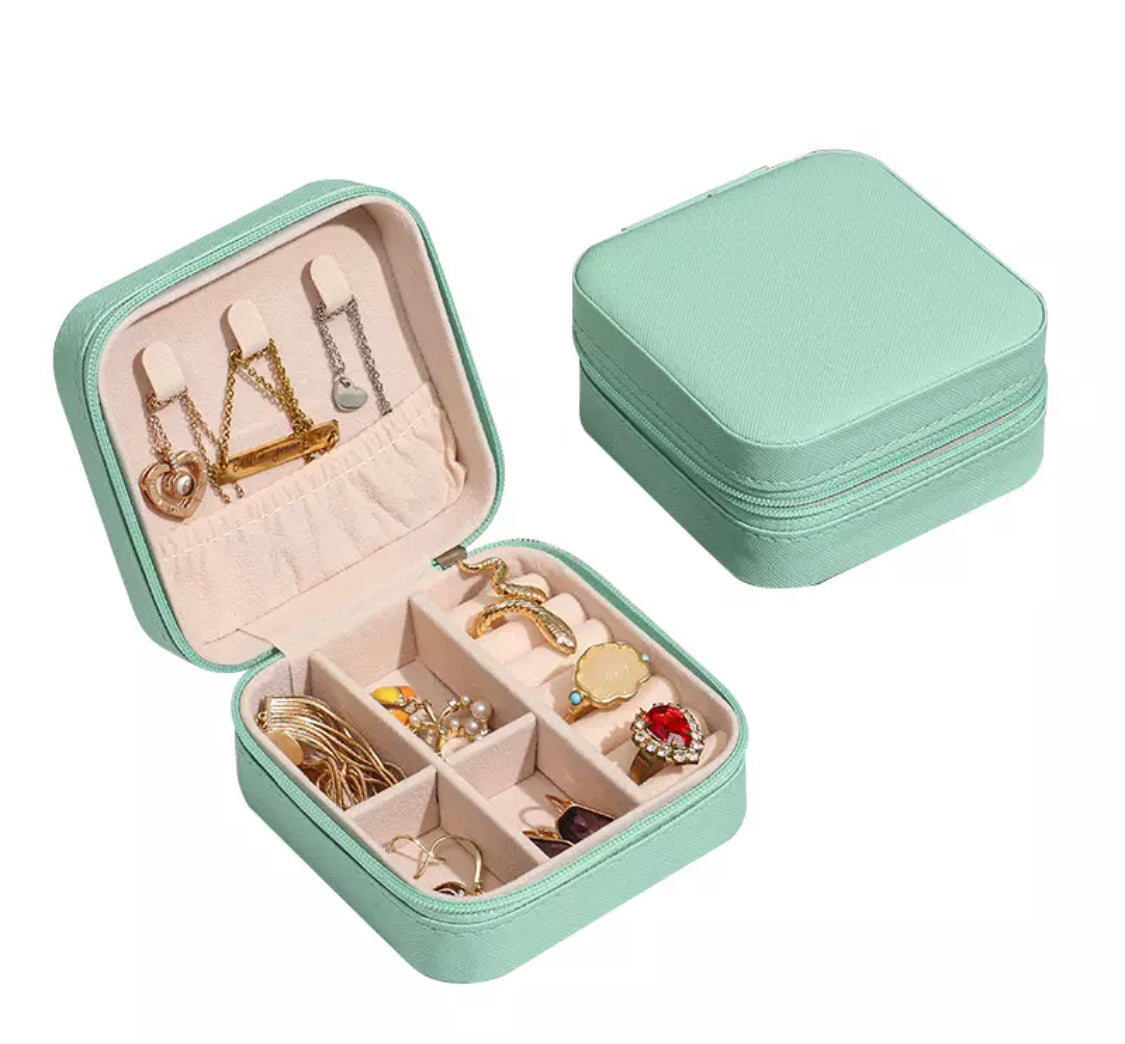 SQUARE JEWELLERY BOX