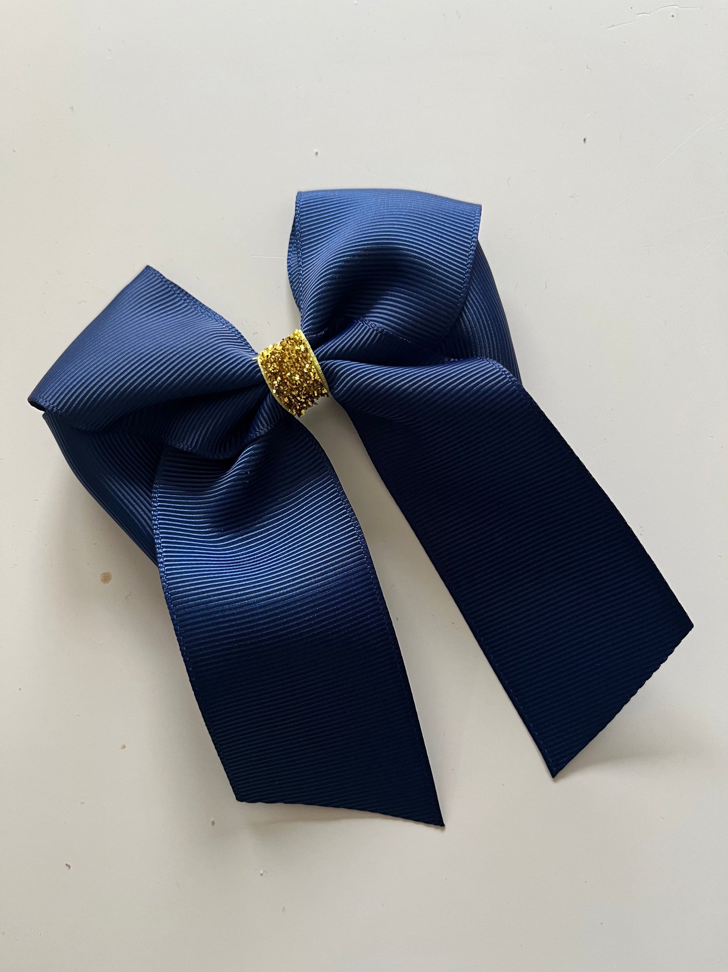 4” HAIR-BOW WITH GOLD CENTRE