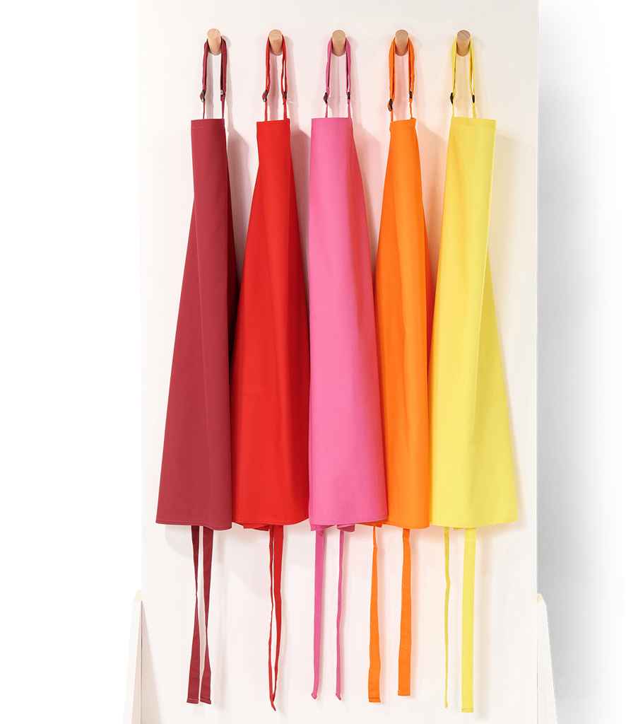 ADJUSTABLE BIB APRON