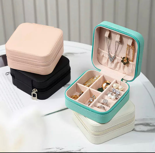 SQUARE JEWELLERY BOX